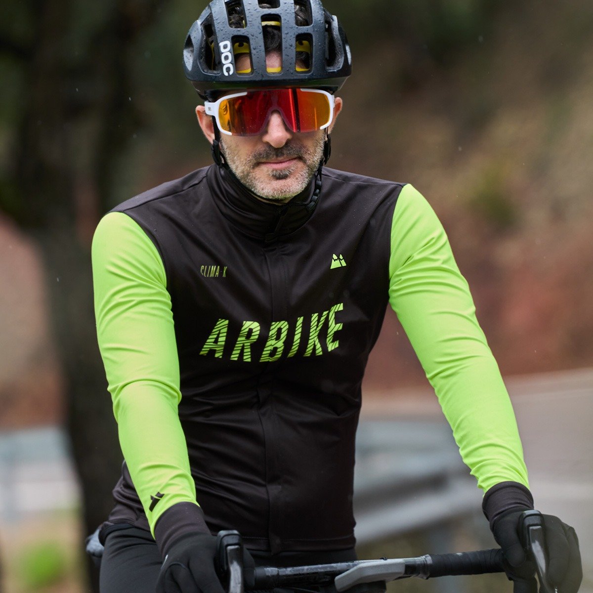 Alternative view of TrenKa manga larga