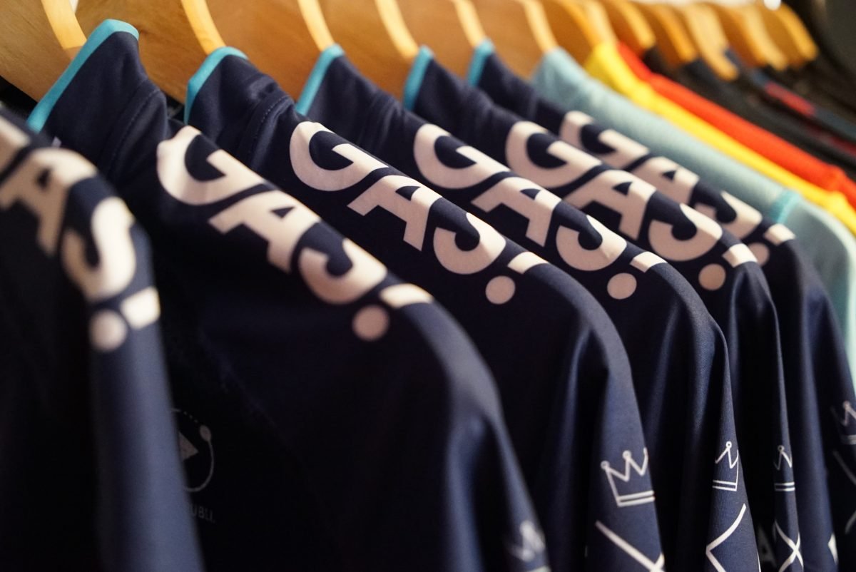 ropa de ciclismo Arbike – confección premium y control de calidad