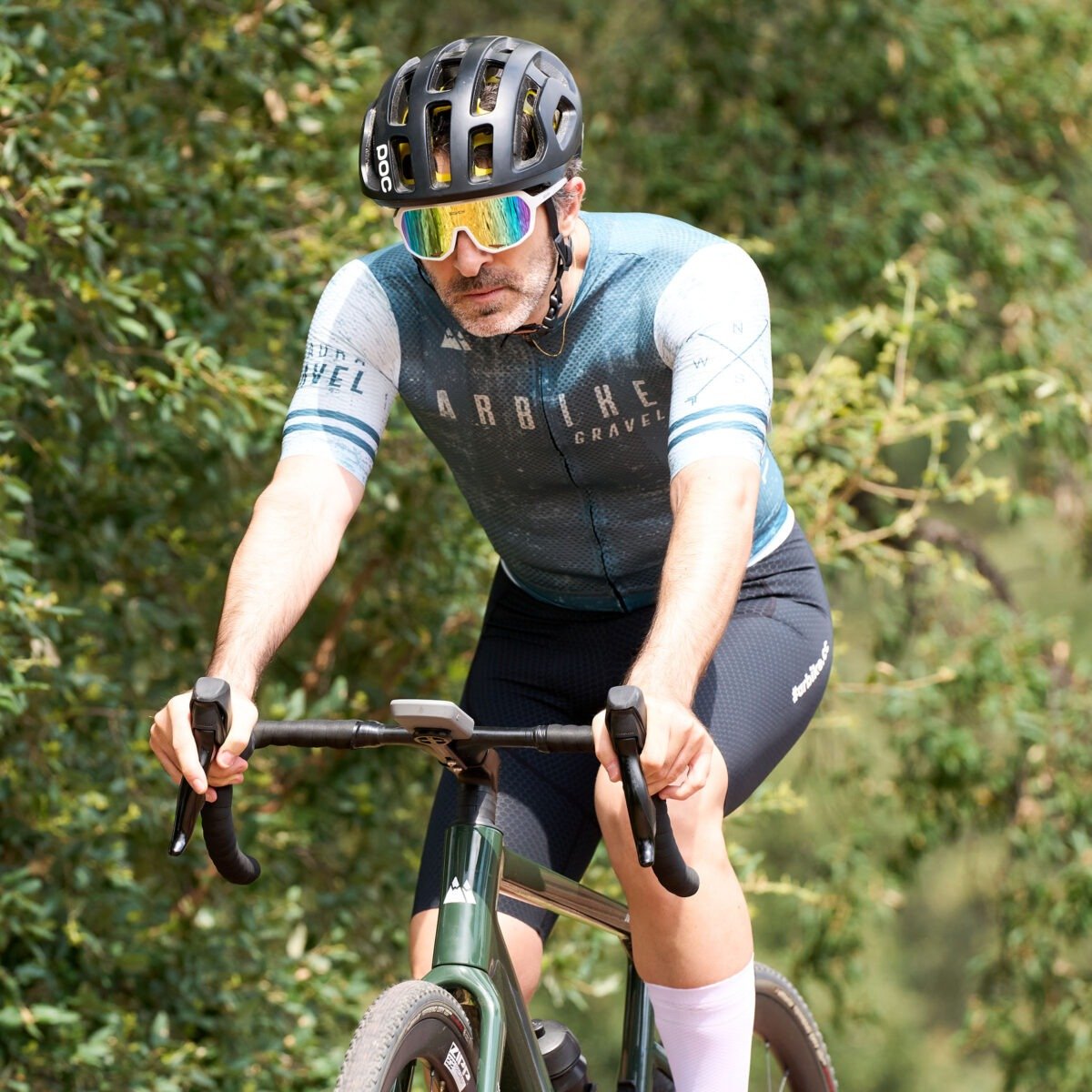 Maillot de verano para practicar gravel